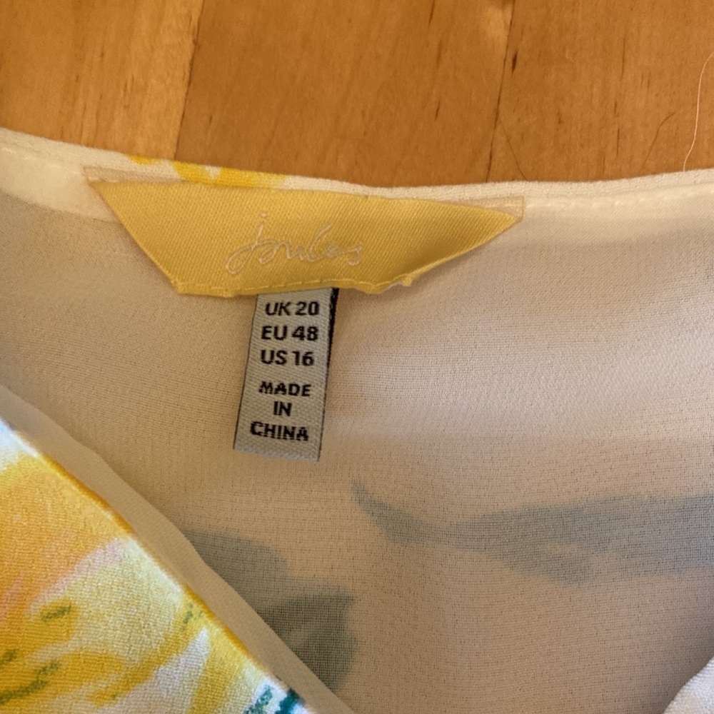 Joules | White Tank Top with Yellow Lemon Print | US Size 16 - Picture 4 of 5
